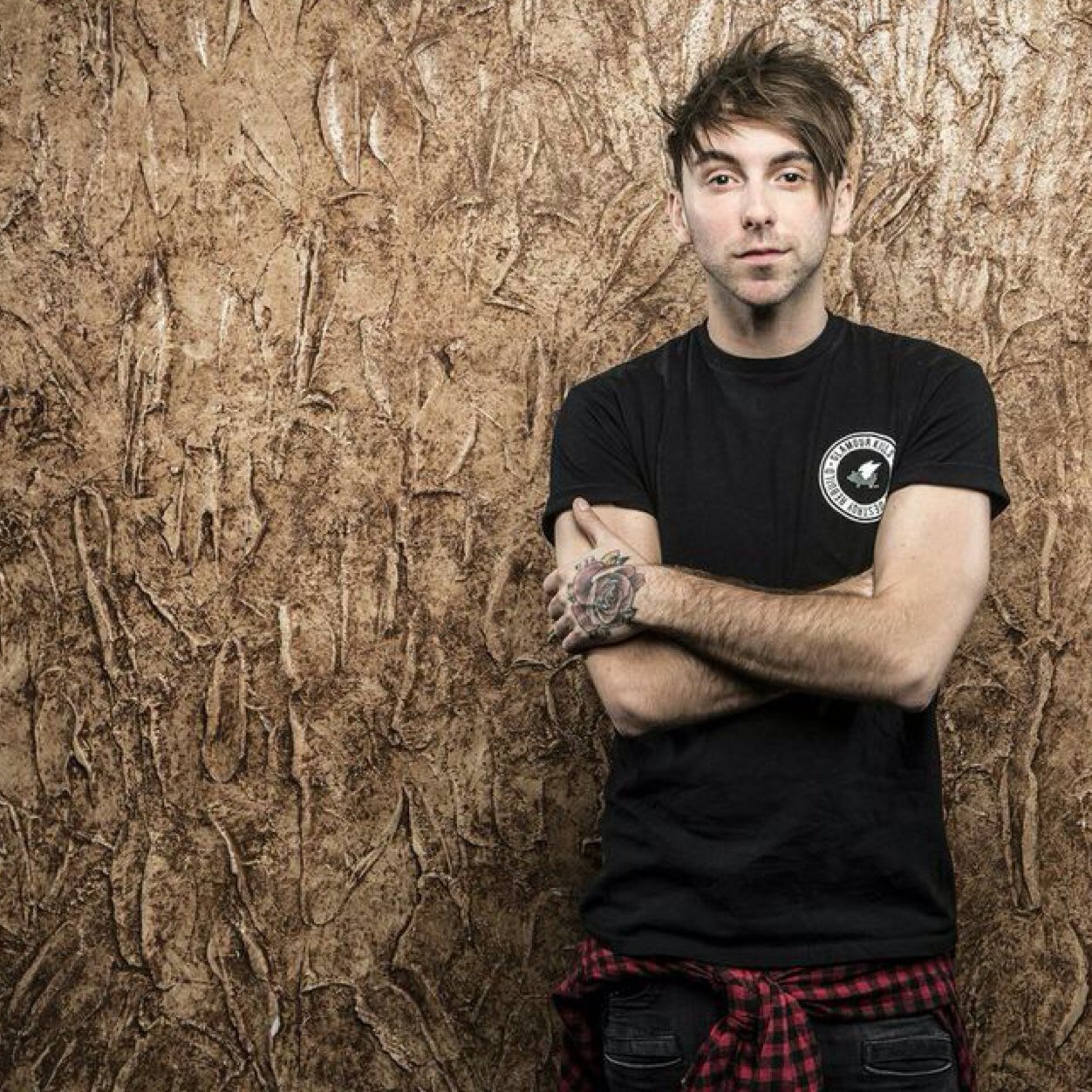 Alex Gaskarth and Jack Barakat of All Time Low will be hosting the 2015 A.....