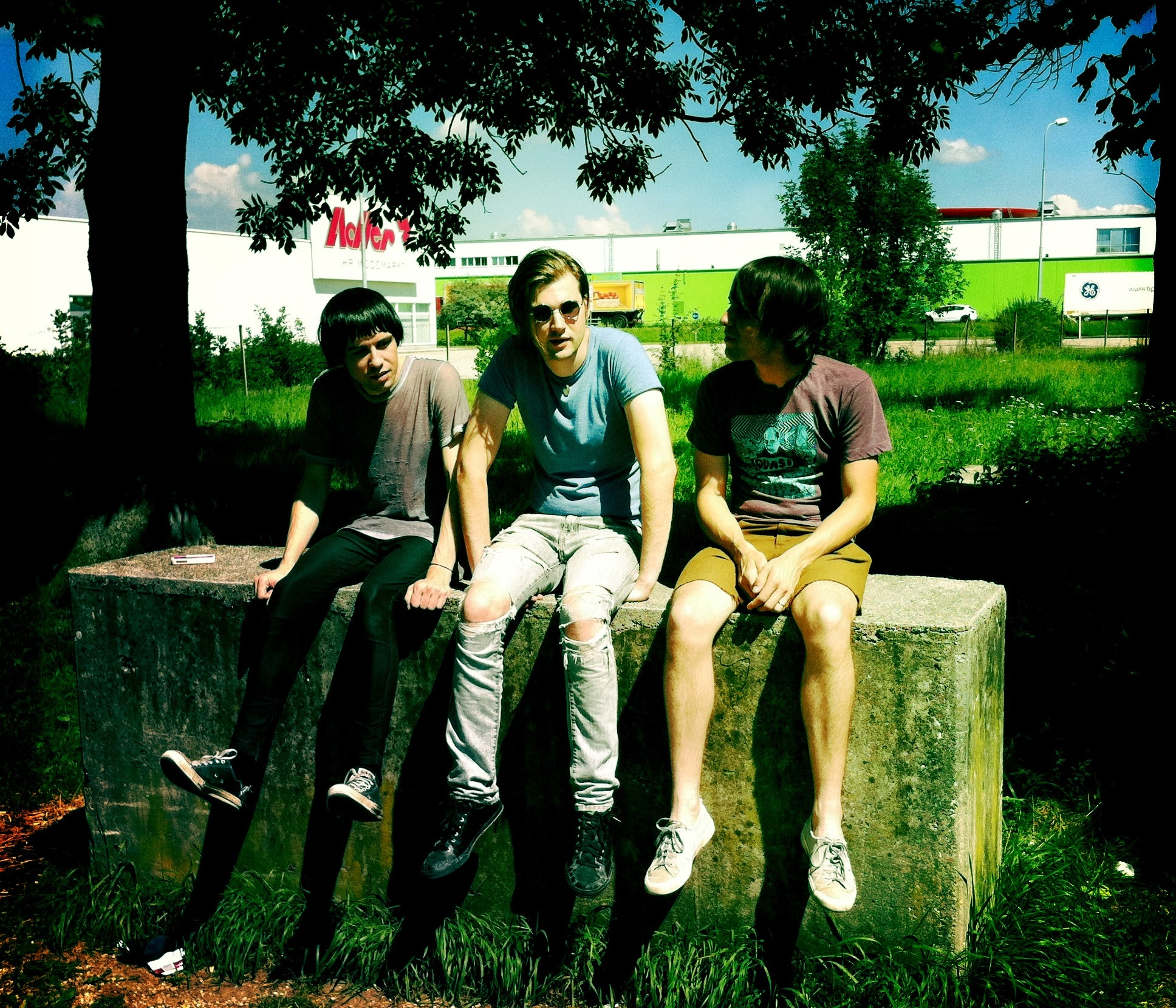 The Cribs Announce North American Tour Listen Here Reviews