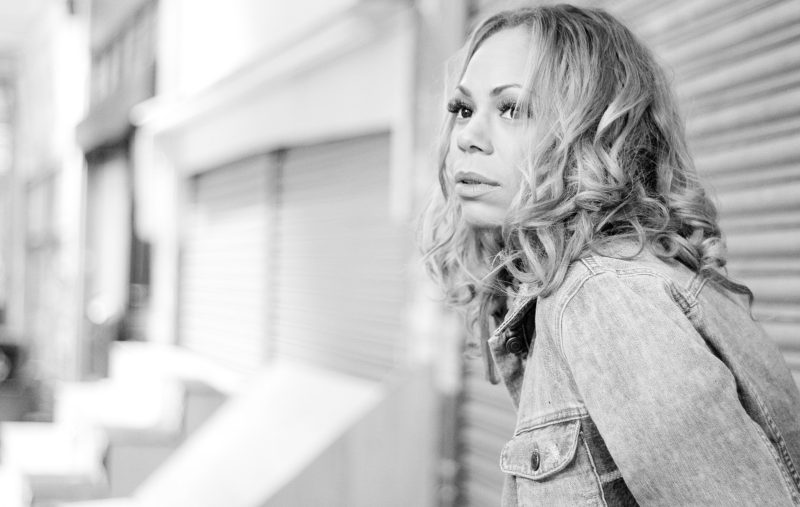 Олифанс алекса миллс. Emil hero – higher (jack lndn remix). Alex mills. Алекс миллс. Алекс миллс.